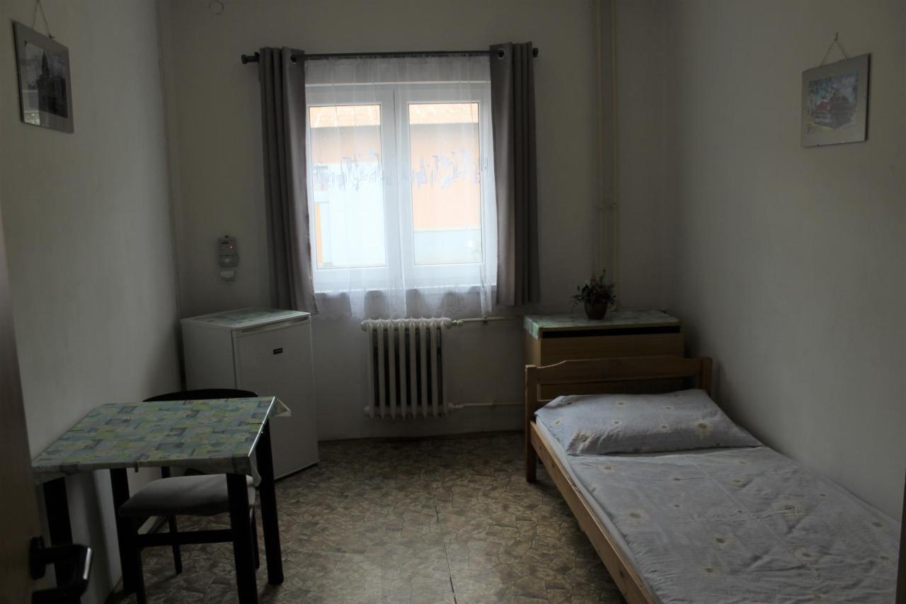 Ubytovani U Ropaku Horni Slavkov Exterior photo
